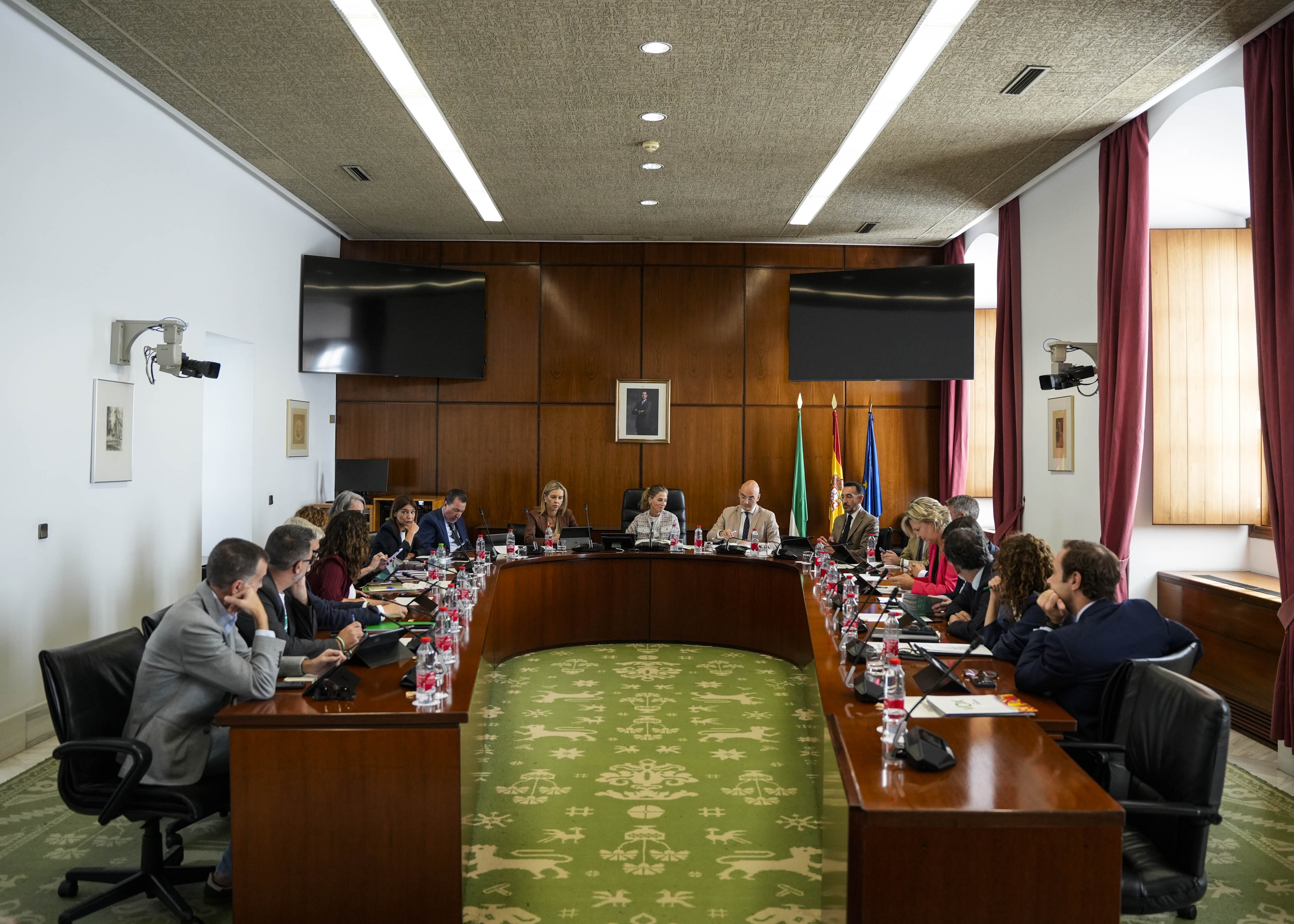 La Junta de Portavoces en un momento de la sesi�n de hoy 