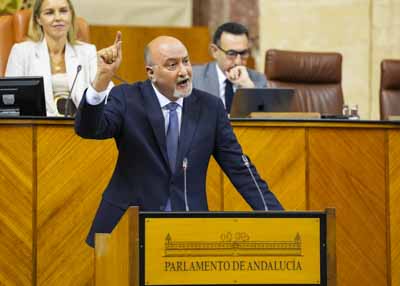  El diputado de Vox Ricardo L�pez Olea defiende la PNL sobre el estado de la vivienda en Espa�a
