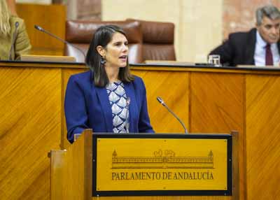  La diputada popular Araceli Cabello defiende la PNL sobre el sector agrario