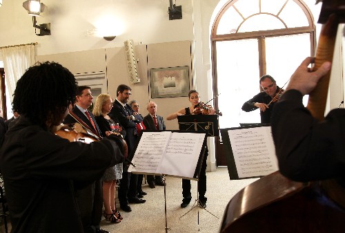 El cuarteto Manuel de Falla de la Diputaci�n de C�diz que ha interpretado los himnos de Europa, Andaluc�a y Espa�a