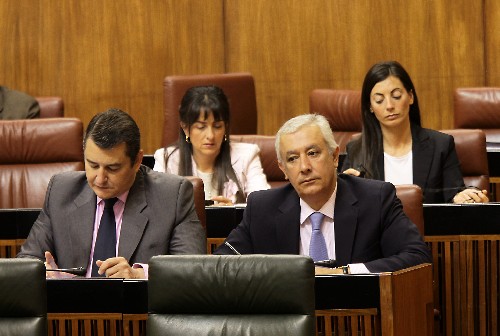 Antonio Sanz, Javier Arenas, Ar�nzazu Mart�n y Rosario Soto, del Grupo Popular, en el Pleno