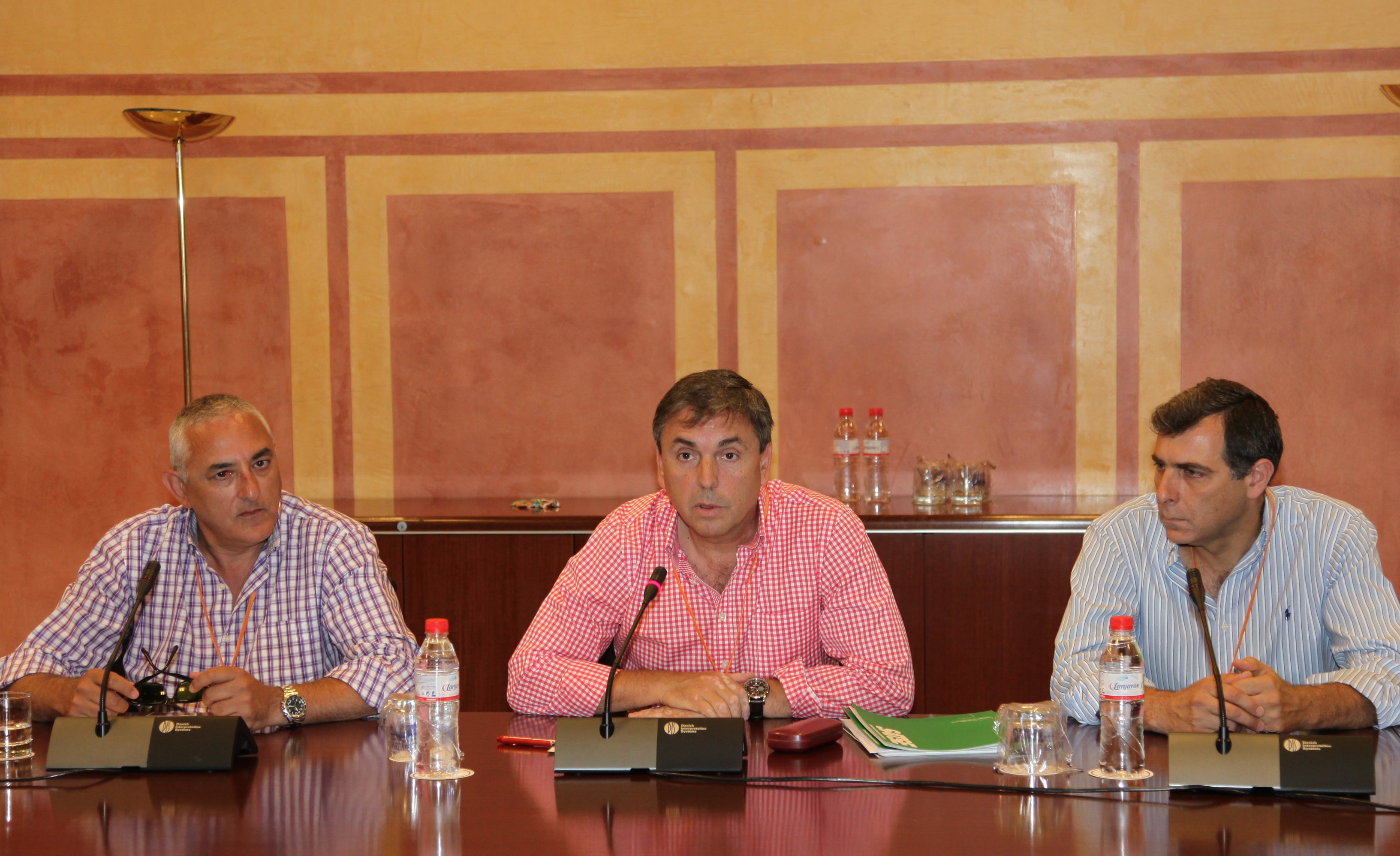 Representantes de SATSE y ANPE