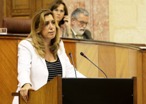 Susana D�az, consejera de Presidencia e Igualdad, durante su comparecencia ante el Pleno en la que inform� sobre el Pacto por la Igualdad en Andaluc�a