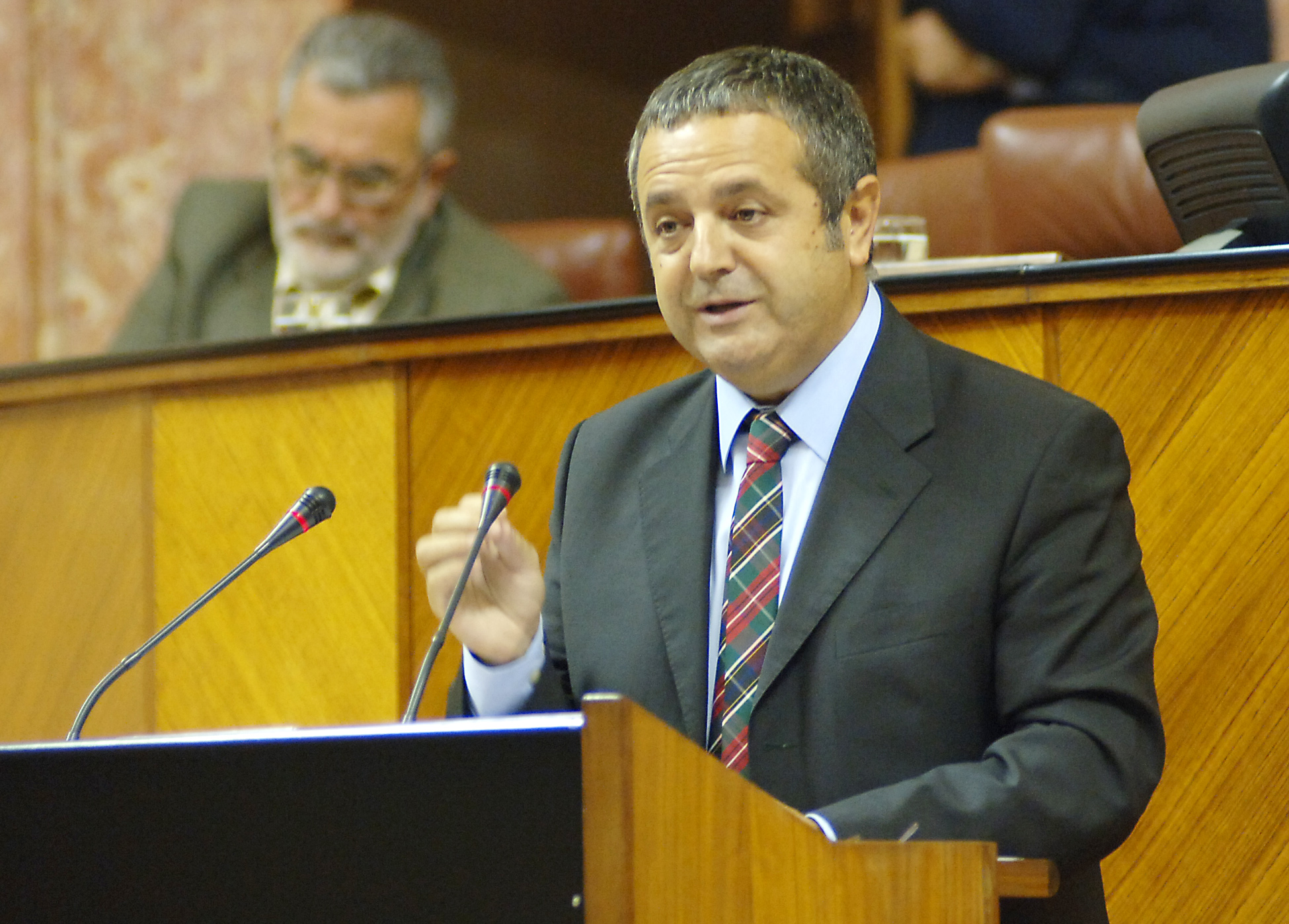 El diputado del Grupo Popular Salvador Fuentes