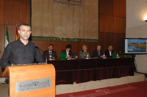 El periodista Rafael Ruiz agradece el premio