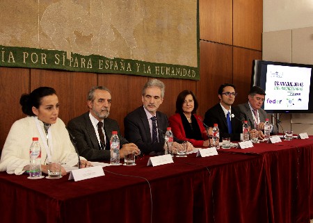 Los consejeros de Salud y de Igualdad y Bienestar Social participaron en el acto