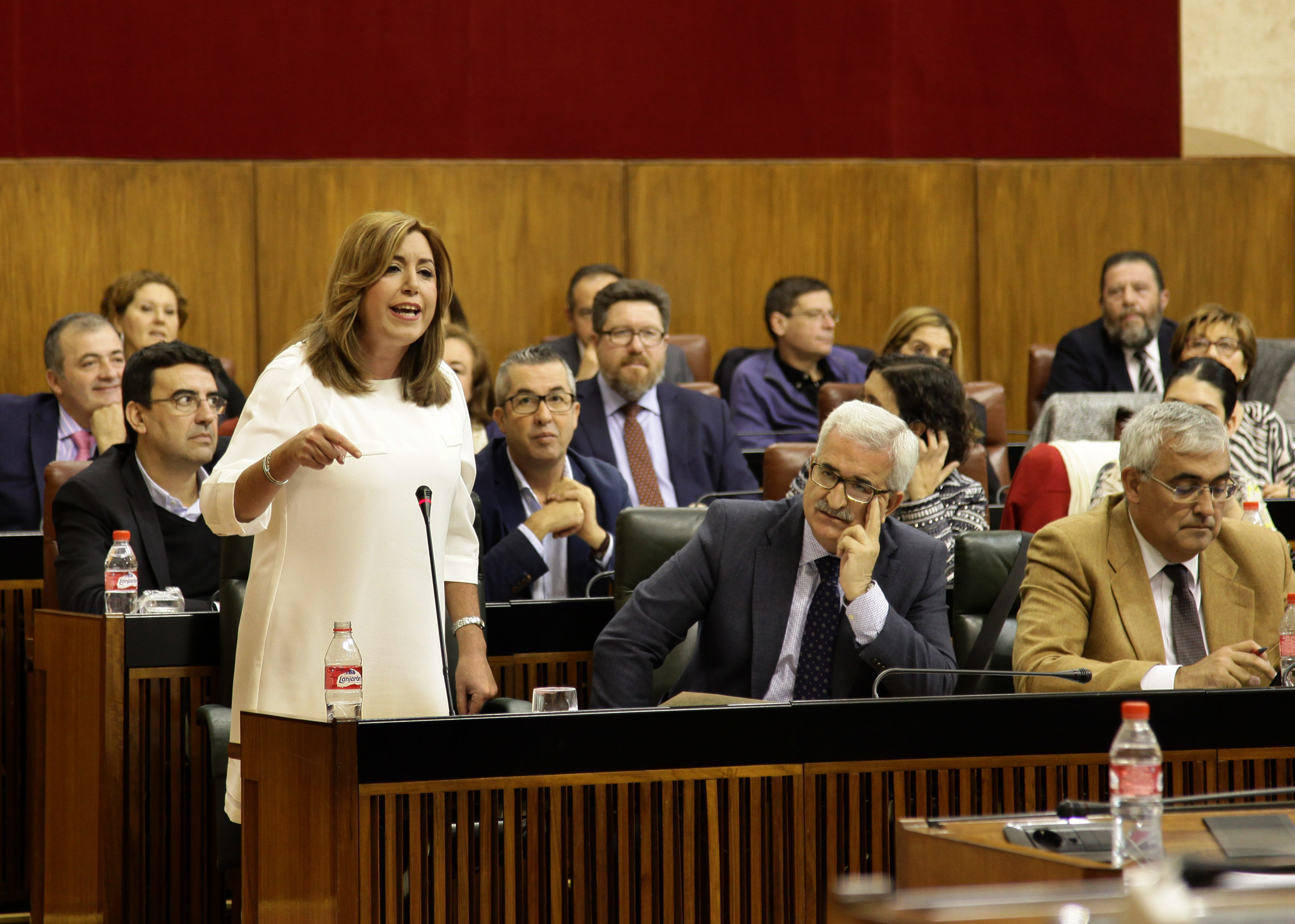 La presidenta de la Junta de Andaluca, Susana Daz, responde a una pregunta planteada en la sesin de control