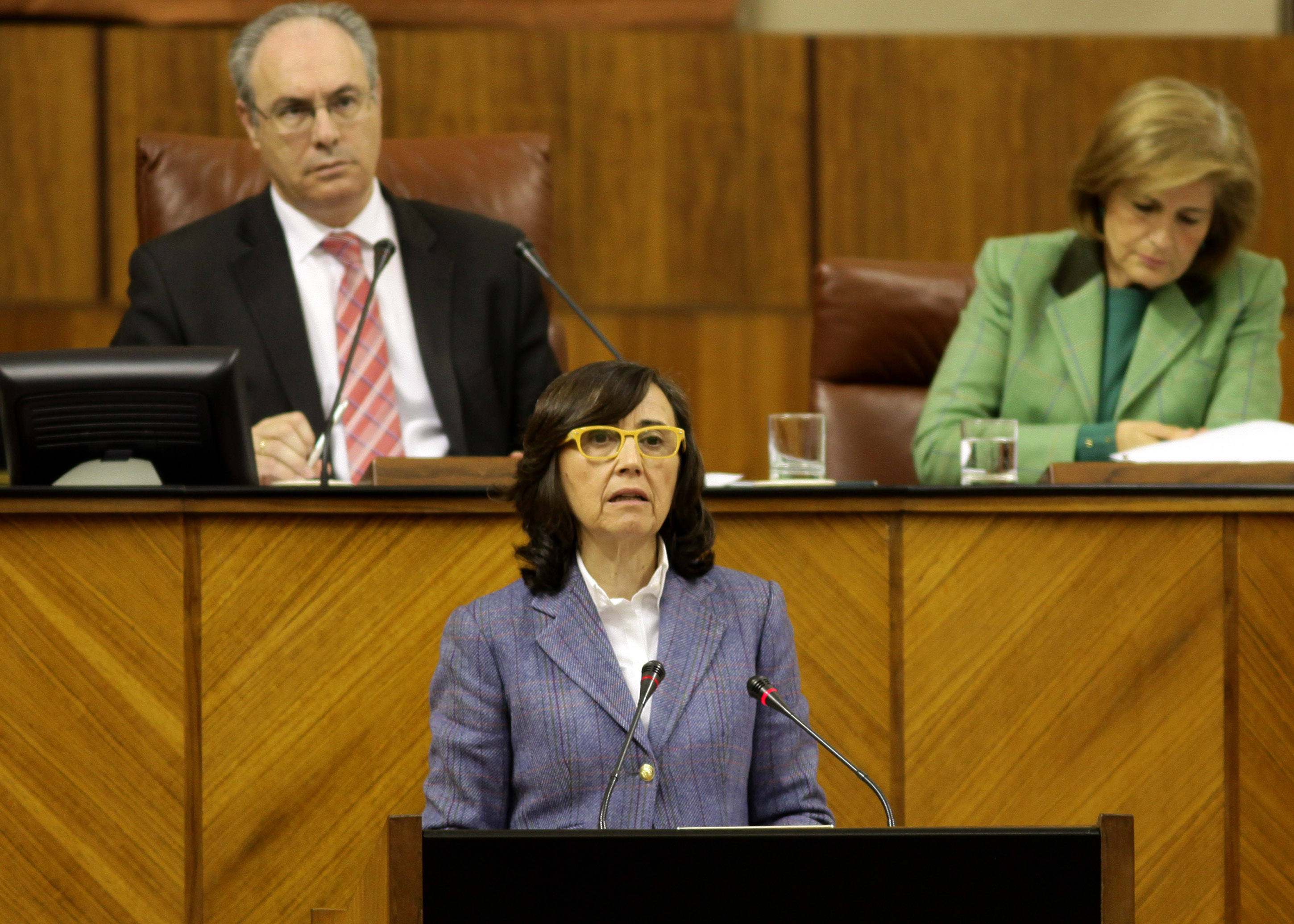 La consejera de Cultura, Rosa Aguilar, agradece al Parlamento su trabajo en la Ley de Memoria