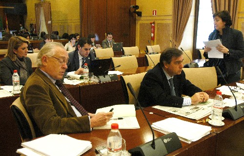 Diputados del Grupo Popular en la Comisi�n de Obras P�blicas