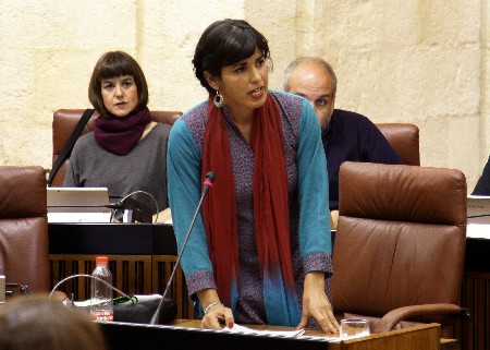 Teresa Rodrguez, portavoz del Grupo Podemos, se dirige a la presidenta de la Junta