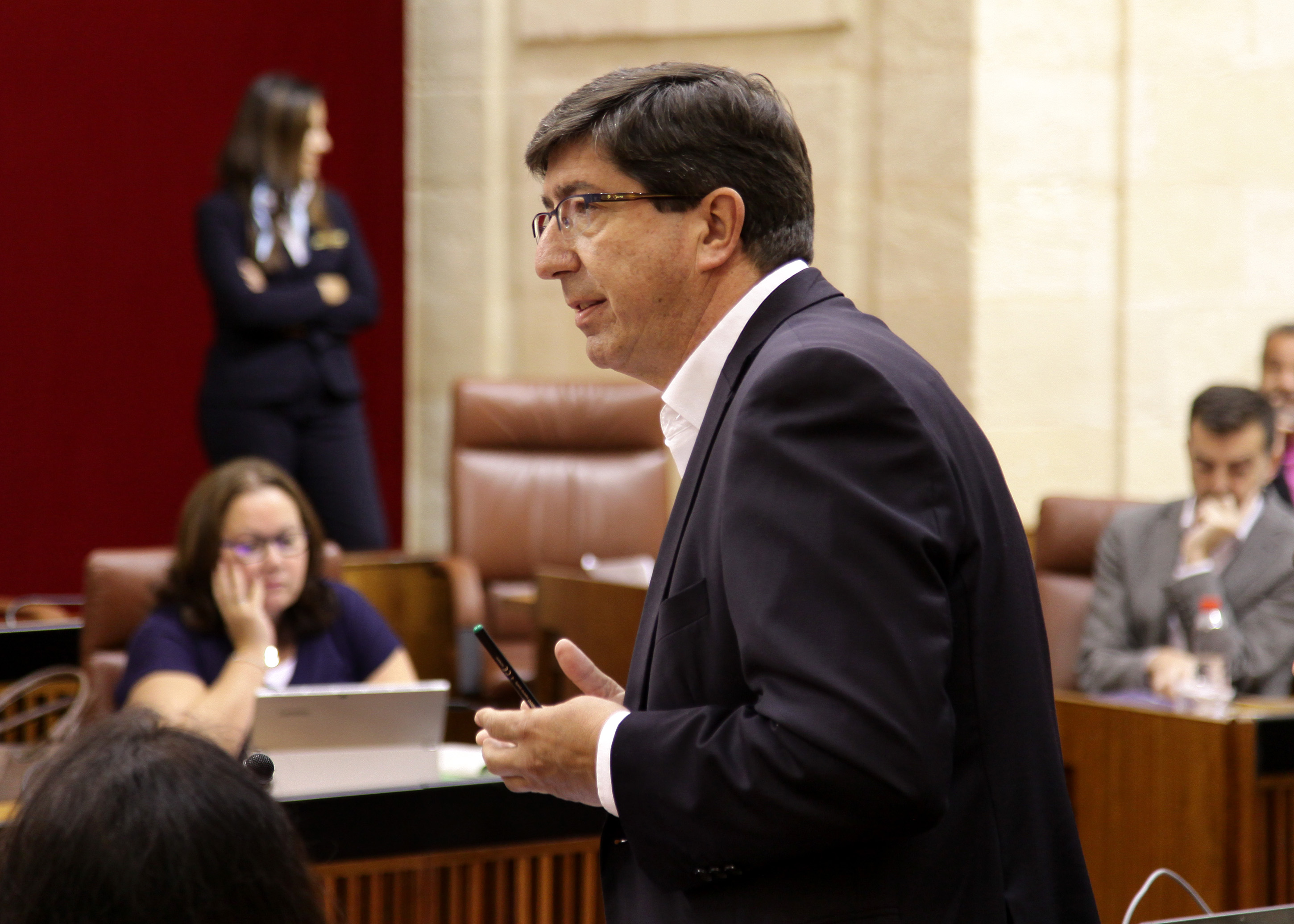 El presidente y portavoz del Grupo Ciudadanos, Juan Marn, en la sesin de control
