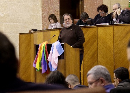 Jesús Romero, del Grupo Podemos, en el debate de la Ley de derechos de las personas LGTBI
