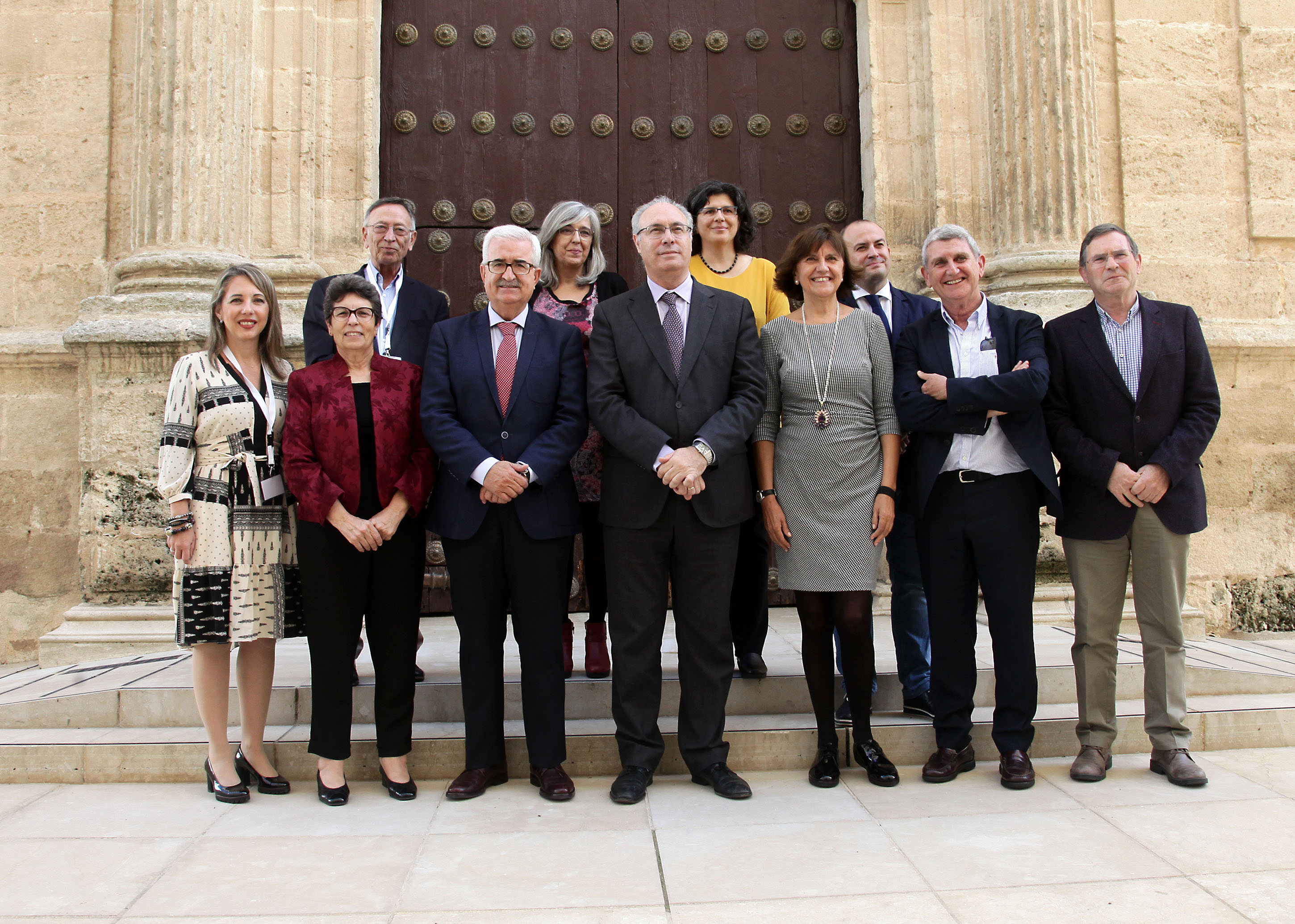   El presidente del Parlamento, Juan Pablo Durn, junto al consejero de Presidencia, Manuel Jimnez Barrios, la presidenta del Consejo Audiovisual, Emelina Fernndez, y los ponentes que intervienen en estas Jornadas