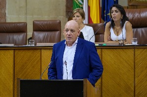  Gerardo Snchez, diputado del Grupo Socialista, presenta una proposicin no de ley ante el Pleno