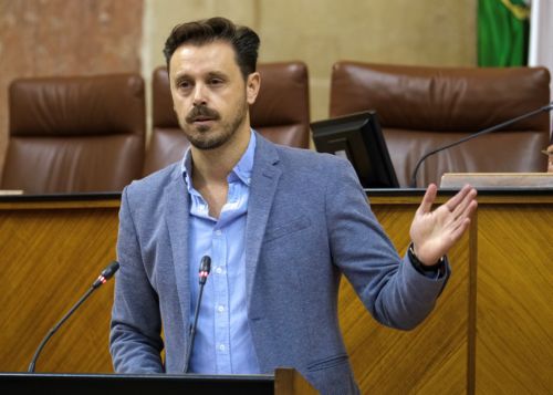  Juan Jos Martn Arcos, del Grupo Socialista, interviene en la mocin relativa a poltica general en materia de promocin de la autonoma personal y atencin a las personas en situacin de dependencia en Andaluca