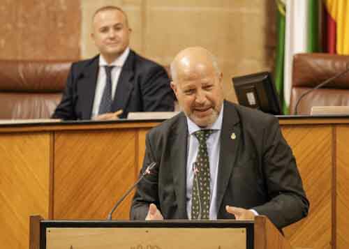 El consejero de Educacin y Deporte, Javier Imbroda, informa sobre medidas articuladas desde la consejera de su competencia ante los efectos de la crisis del coronavirus en Andaluca