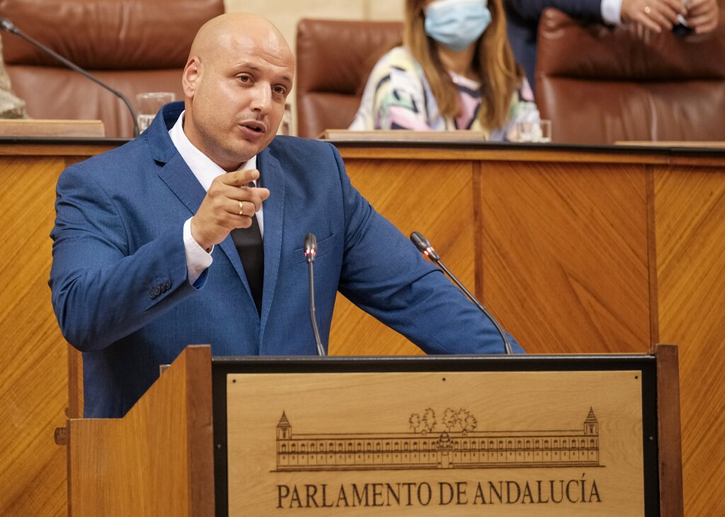   Rodrigo Alonso, portavoz de Vox, defiende una proposicin no de ley relativa a comercio interior
