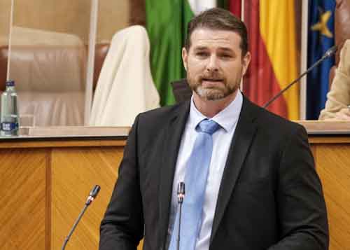  El diputado Juan de Dios Snchez del Grupo Ciudadanos defiende una proposicin no de ley relativa al impulso de la tecnologa del hidrgeno en Andaluca