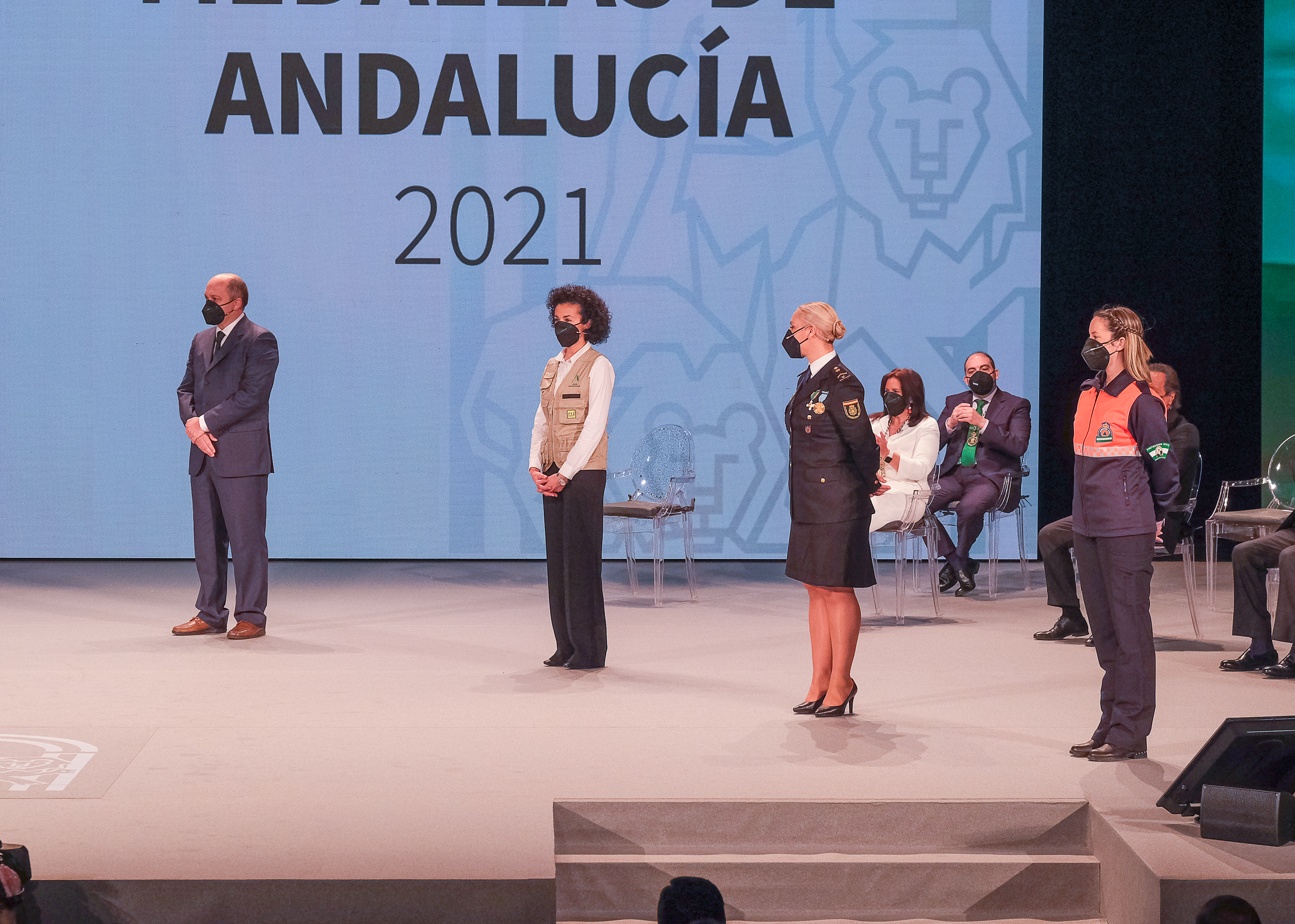 Reconocimiento a representantes de los colectivos que m�s en primera fila han luchado contra la pandemia de la COVID-19