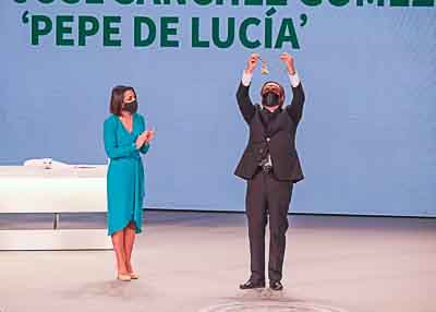 Jos� S�nchez G�mez, Pepe de Luc�a, Medalla de Andaluc�a de las Artes