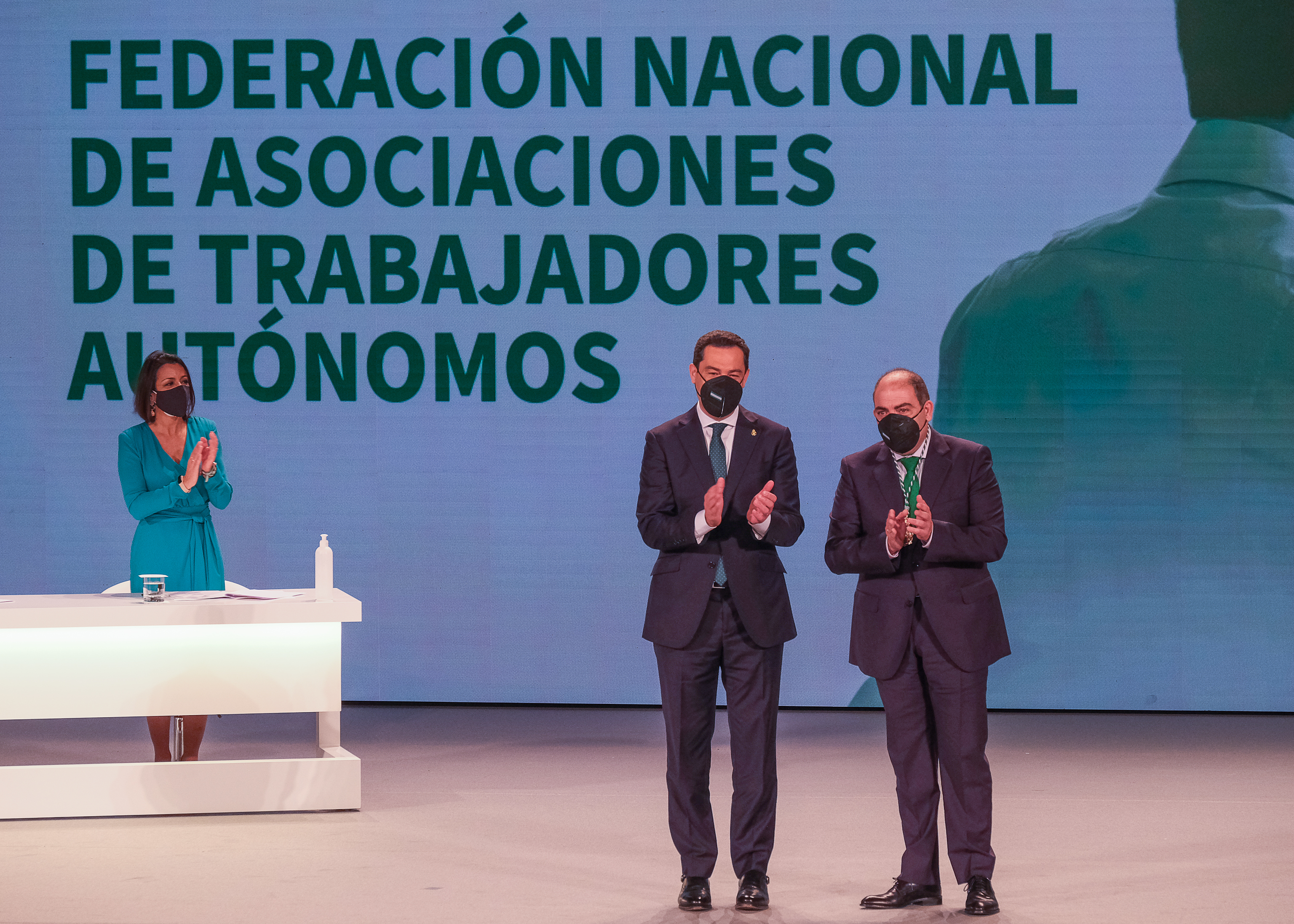 Medalla de Andaluc�a a la Econom�a y la Empresa para la Federaci�n Nacional de Aut�nomos de Espa�a-ATA