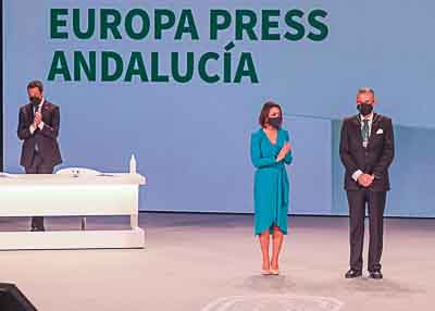 La agencia de noticias Europa Press Andaluc�a recibe la Medalla de Andaluc�a a la Proyecci�n de Andaluc�a 