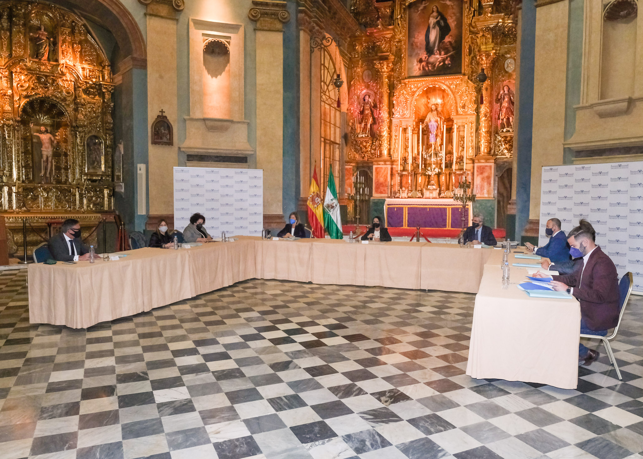 La Mesa del Parlamento de Andaluca reunida en el Oratorio de San Felipe Neri de Cdiz 